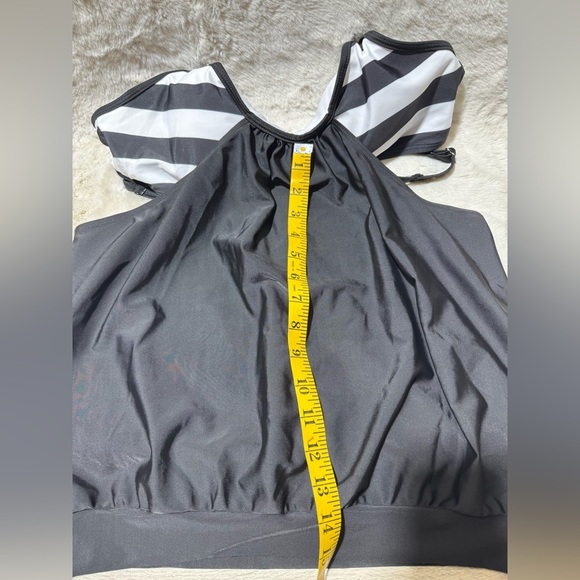 Women’s Black & White Stripes Lined Up Double Up Tankini (Top only) XXL - Picture 8 of 14